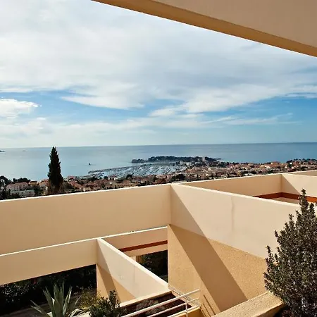 Le Bosquet Apartahotel