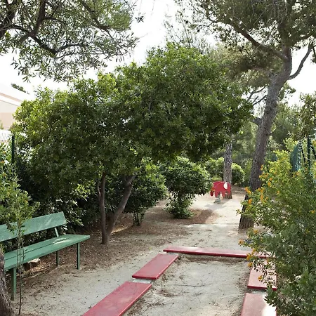 Le Bosquet Apartahotel 3*